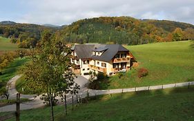 Gasthaus - Gästehaus Schusterbauer